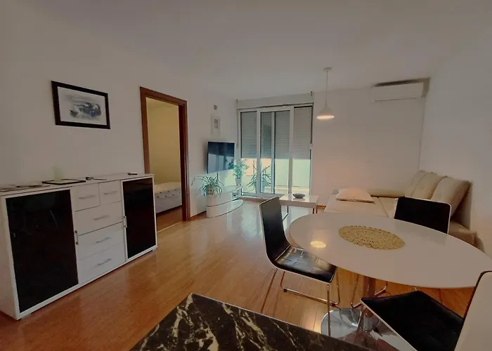 Apartment Sara